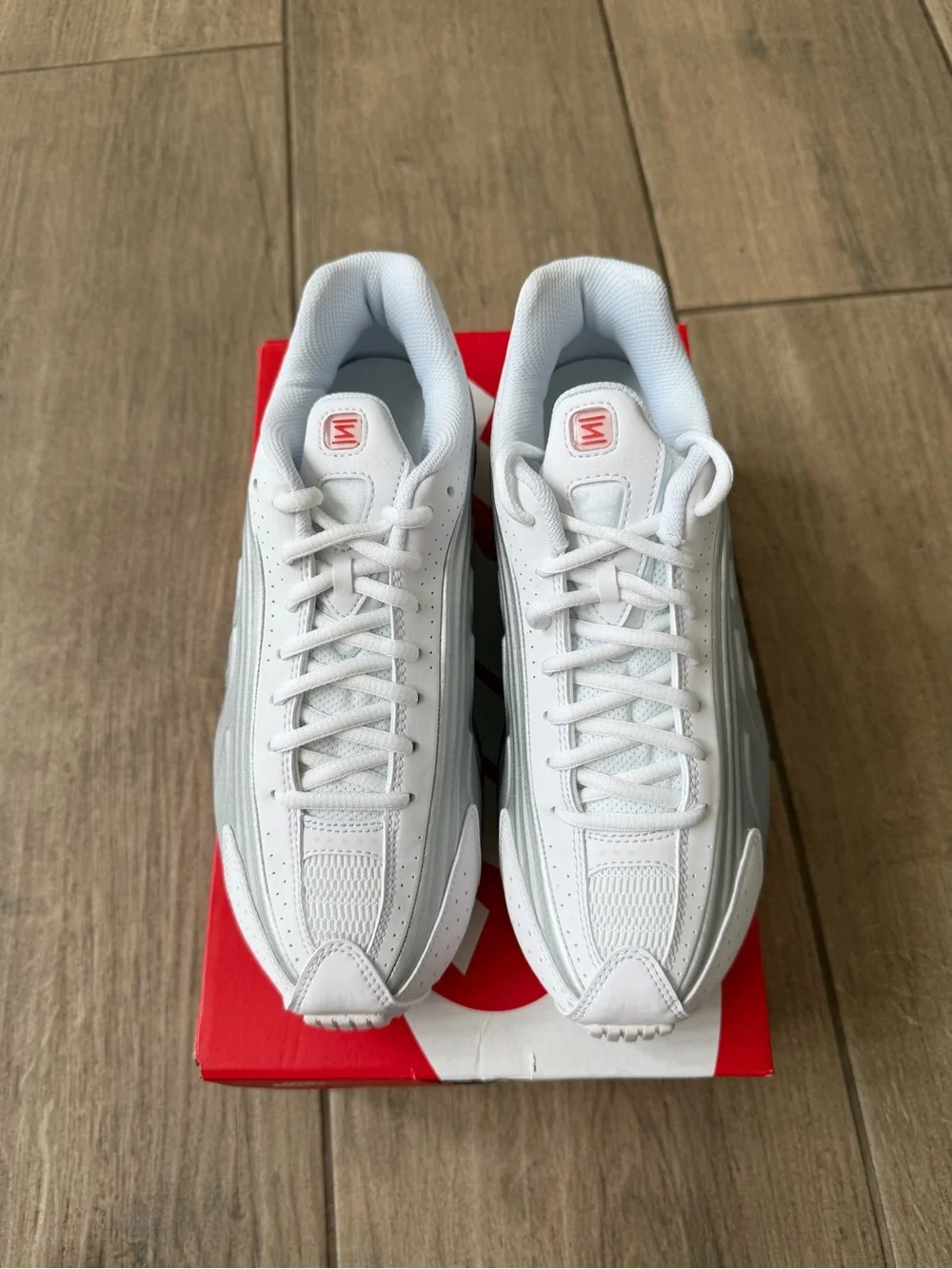 Nike Shox R4 (GS ) - Picture 7 of 9